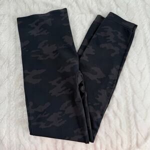 Spanx Women's Look At Me Now High Rise Seamless Camo Leggings Size XL